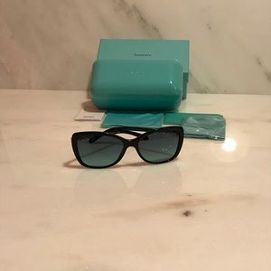 Authentic TIFFANY&CO 8001/9S